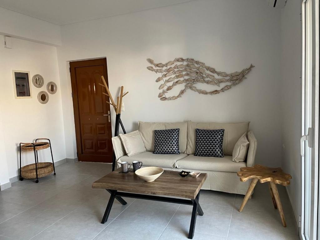 Lovely 2-bedroom In The Heart Of Ermioni